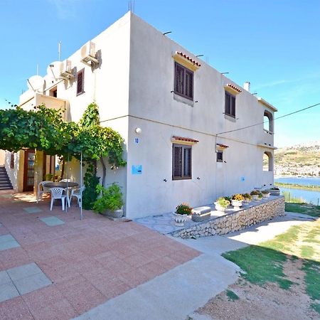 Apartments Andelka Pag Town Exterior photo